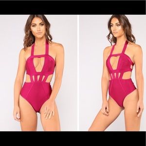 NWOT Hibiscus Kiss Swimsuit